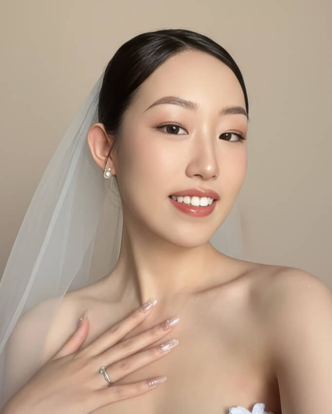 Minimal Bridal Portrait